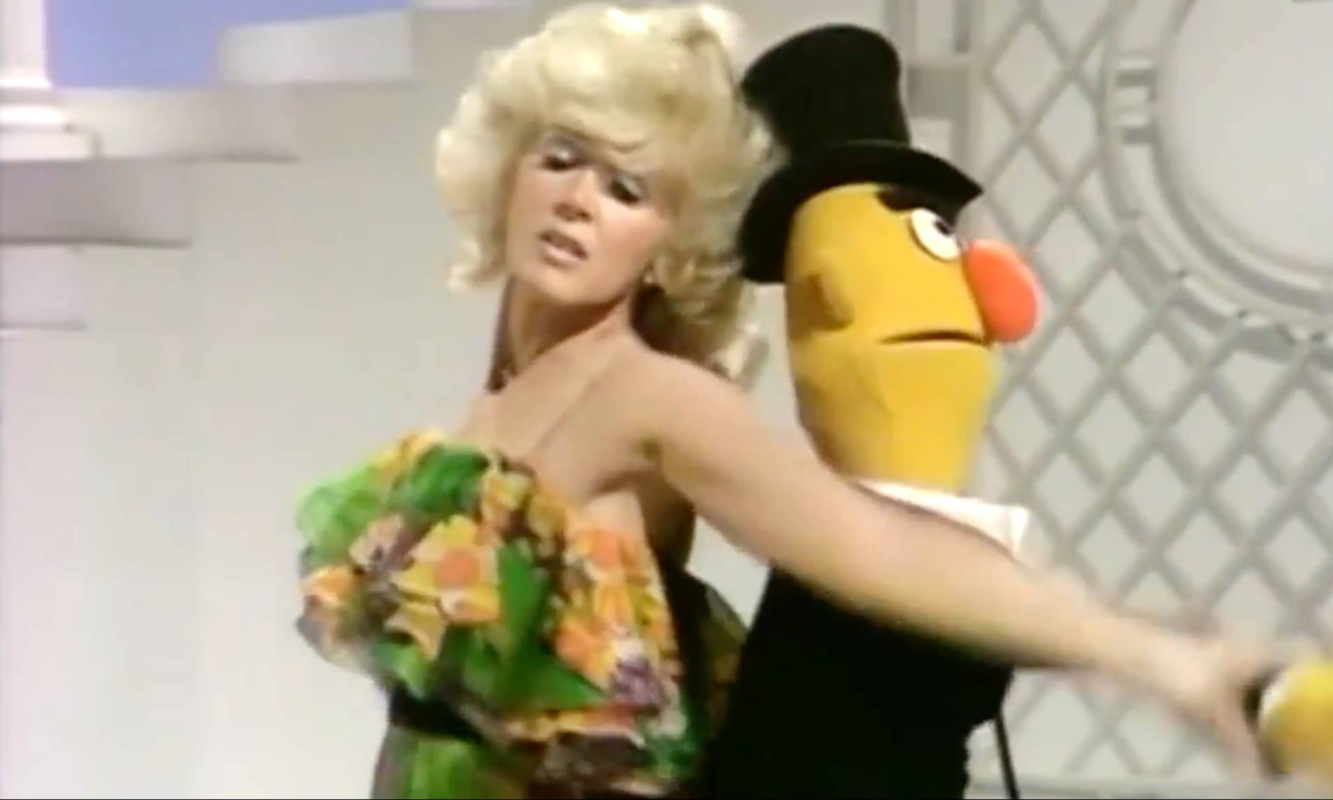 The Muppet Show season 1, with guest stars Connie Stevens, and Sesame Street's Bert and Ernie